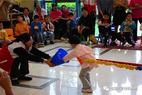 株洲市荷塘区语翔残疾儿童康复学校,株洲残疾儿童学校,株洲儿童学校,株洲残疾儿童教育,聋儿语言康复学校,聋儿康复