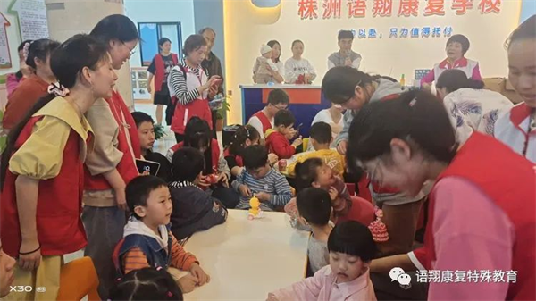 株洲市荷塘区语翔残疾儿童康复学校,株洲残疾儿童学校,株洲儿童学校,株洲残疾儿童教育,聋儿语言康复学校,聋儿康复