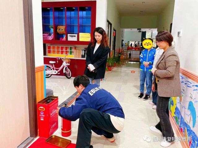 株洲市荷塘区语翔残疾儿童康复学校,株洲残疾儿童学校,株洲儿童学校,株洲残疾儿童教育,聋儿语言康复学校,聋儿康复 株洲市荷塘区语翔残疾儿童康复学校,株洲残疾儿童学校,株洲儿童学校,株洲残疾儿童教育,聋儿语言康复学校,聋儿康复