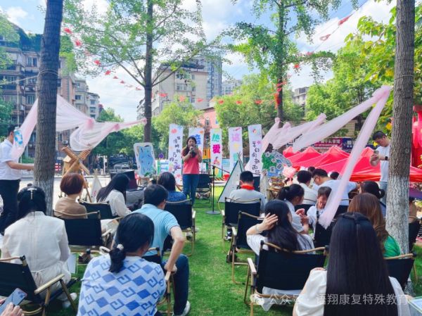 株洲市荷塘区语翔康复学校,株洲残疾儿童学校,株洲儿童学校,株洲残疾儿童教育,聋儿语言康复学校,聋儿康复